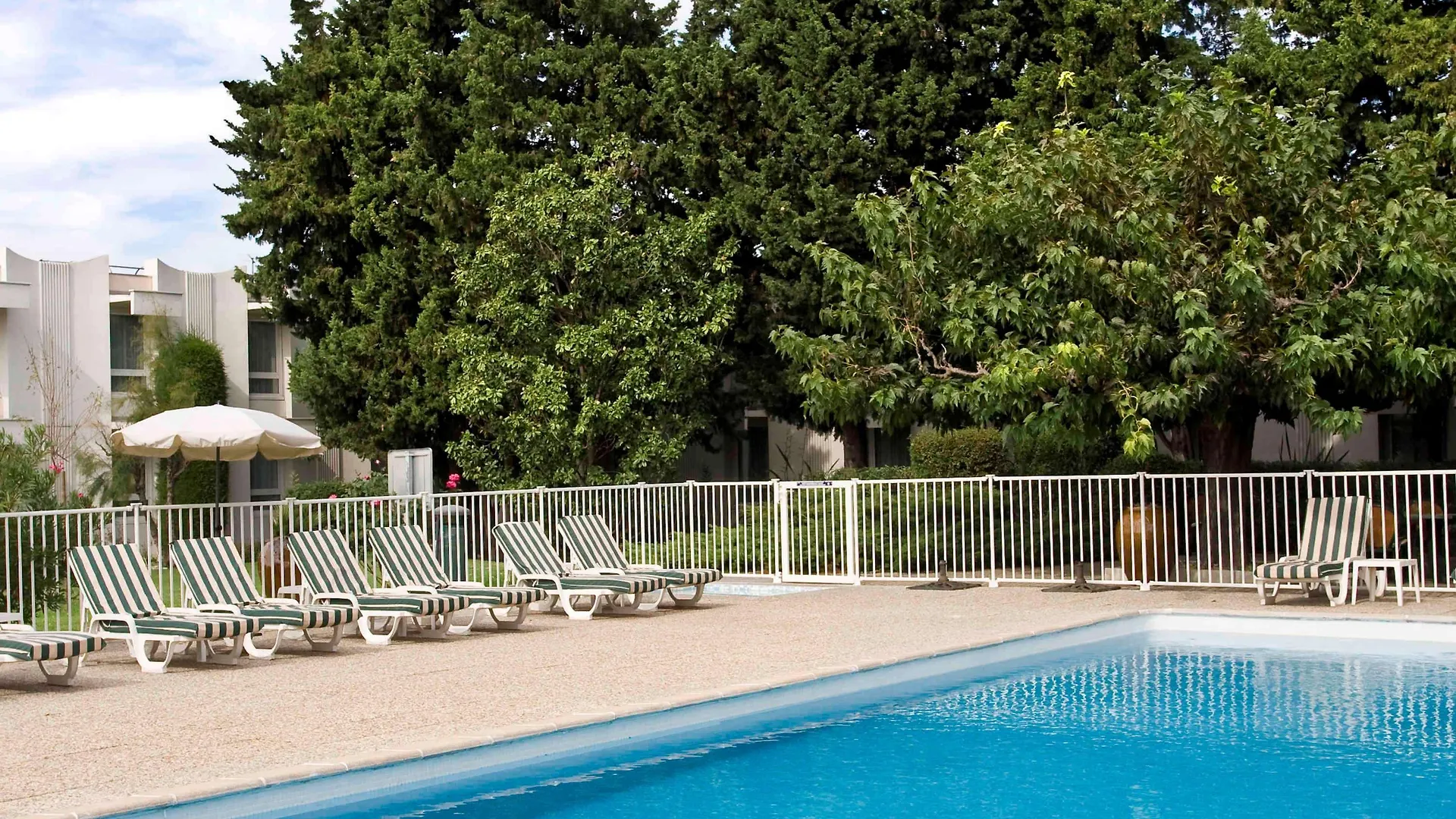 Ibis Styles Avignon Sud Hotel 3*,