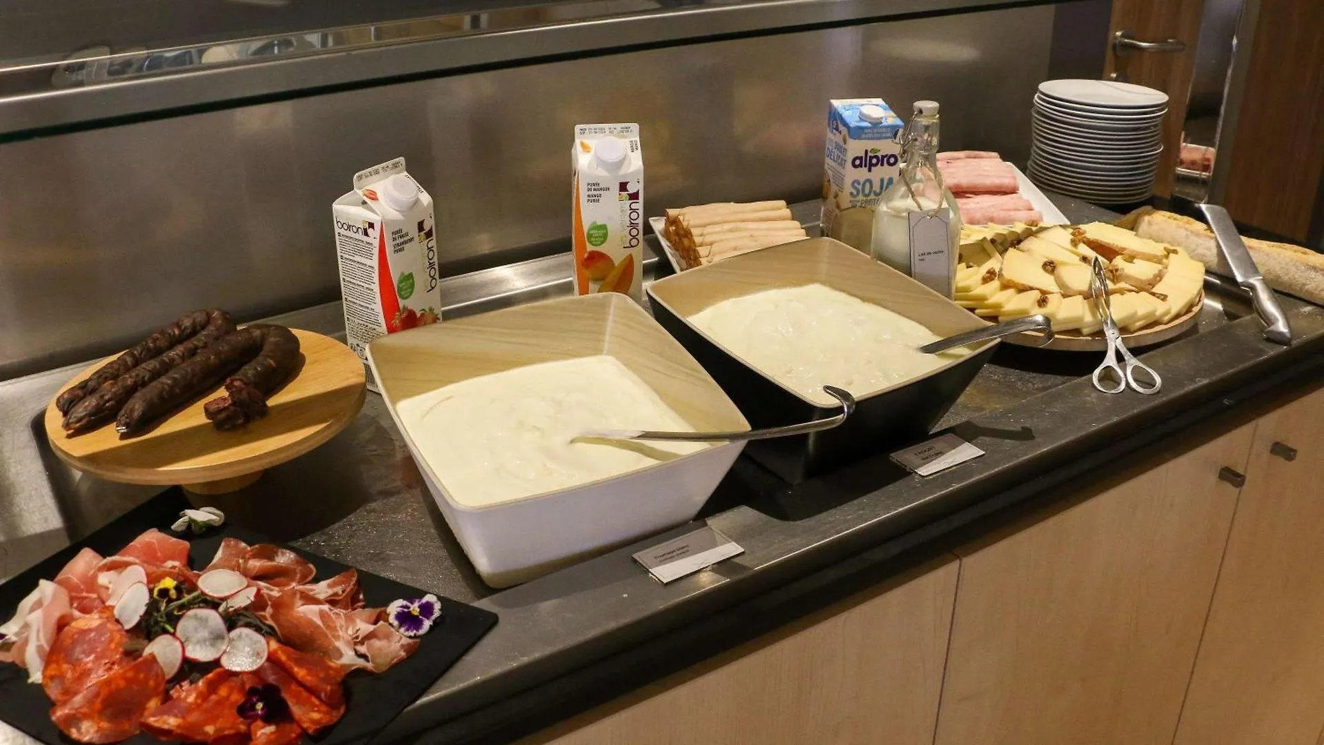 Ibis Styles Avignon Sud Hotel