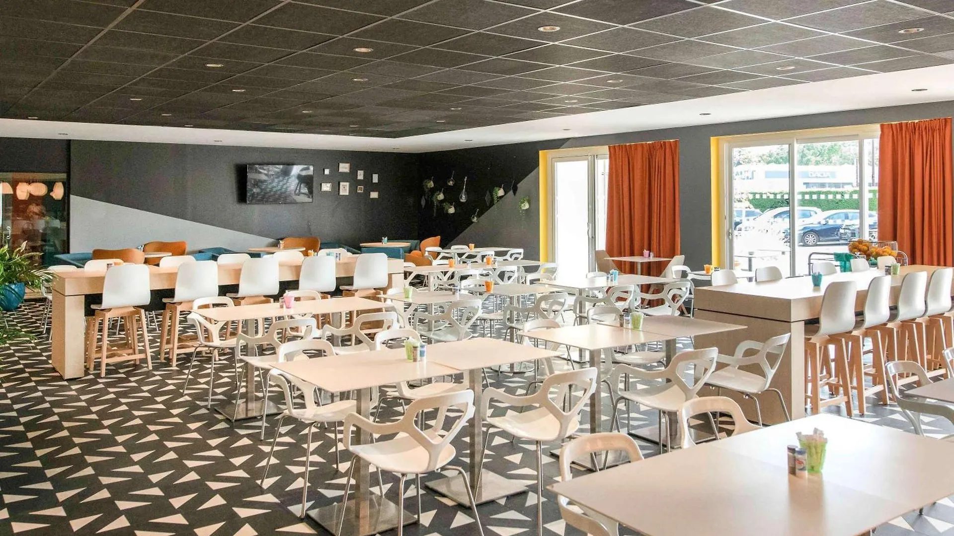 Ibis Styles Avignon Sud Hotel