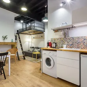 https://le-vieux-lyon-charmant-et-authentique.hotels-rhonealpes.com